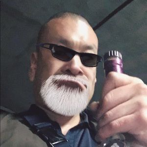 Meet your Posher, Aaron